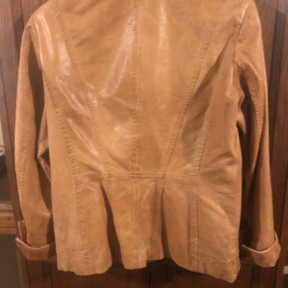 Danier leather jacket - Picture 5 of 5